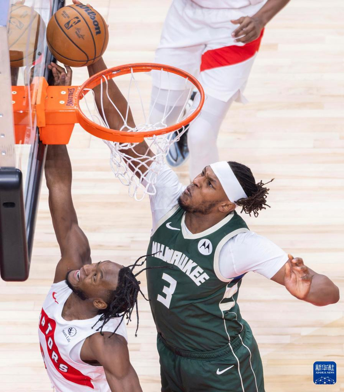 金年会app登录-包含赛前体能课后；多伦多猛龙远射贴柱备战NBA总决赛；悬念犹存；训练强度明显提升的词条